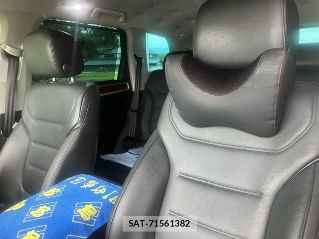 VolksWagen TOUAREG 2012-12 8832540-12