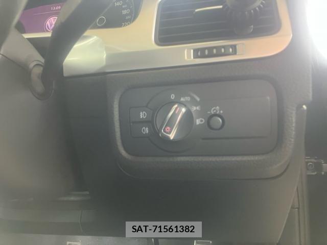VolksWagen TOUAREG 2012-12 8832540-17