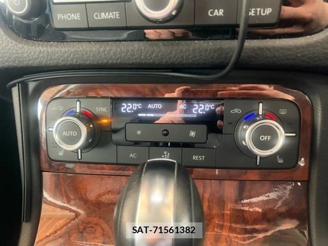 VolksWagen TOUAREG 2012-12 8832540-23