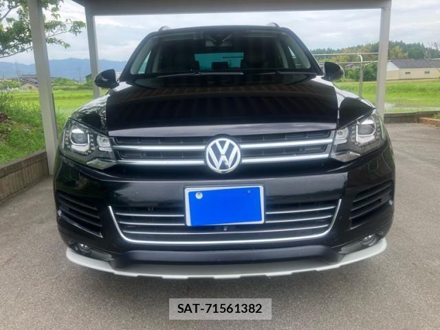 VolksWagen TOUAREG 2012-12 8832540-2