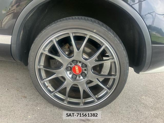 VolksWagen TOUAREG 2012-12 8832540-6