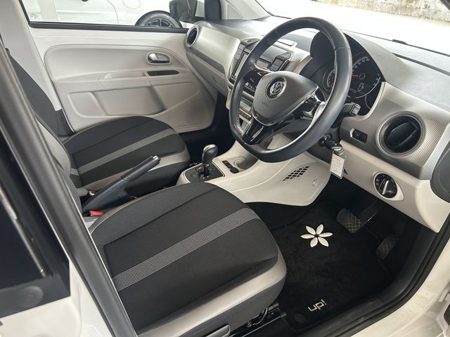 VolksWagen UP! 2018-08 837051-9