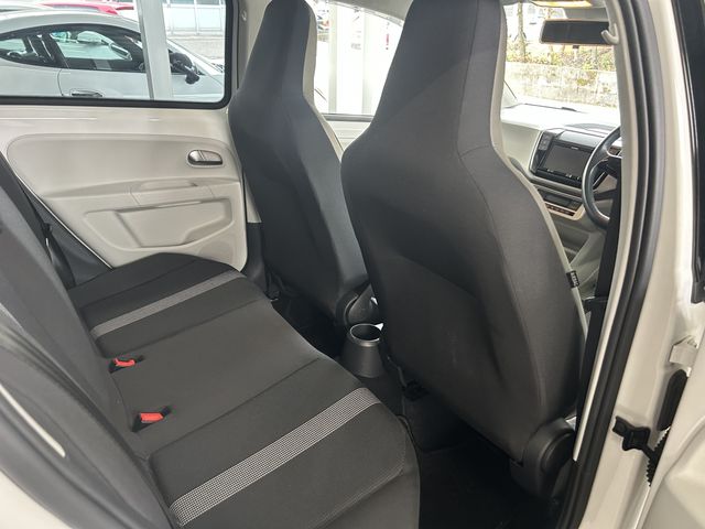 VolksWagen UP! 2018-08 837051-11