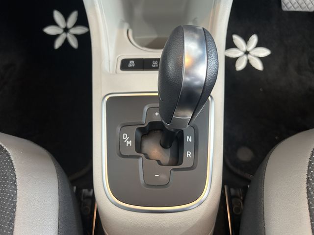 VolksWagen UP! 2018-08 837051-17