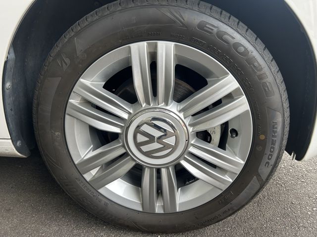 VolksWagen UP! 2018-08 837051-7