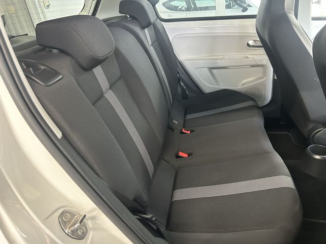 VolksWagen UP! 2018-05 855427-10