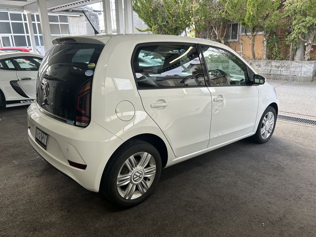 VolksWagen UP! 2018-05 855427-4