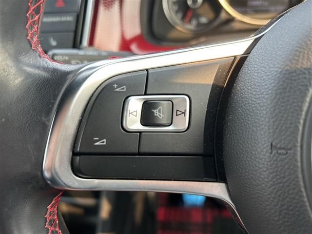 VolksWagen UP! 2019-02 1177462-18
