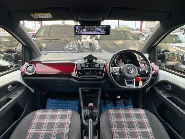 VolksWagen UP! 2018-06 1287128-1