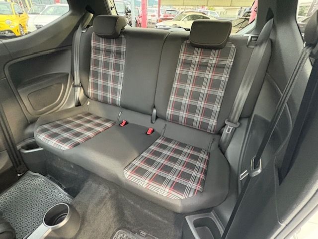 VolksWagen UP! 2018-06 1287128-19