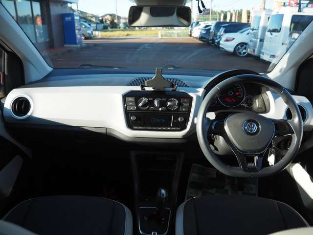 VolksWagen UP! 2019-08 1308664-5