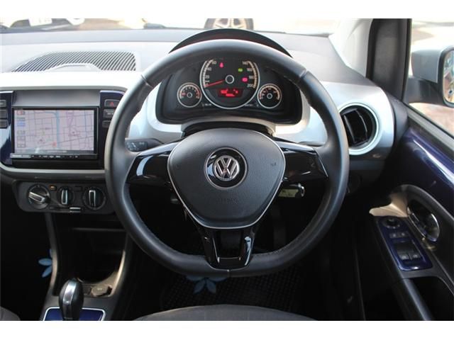 VolksWagen UP! 2016-10 1362411-9