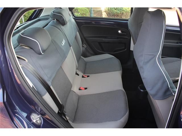 VolksWagen UP! 2016-10 1362411-11