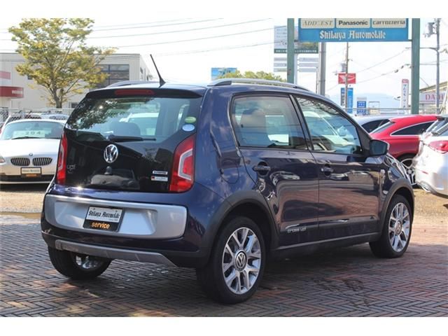 VolksWagen UP! 2016-10 1362411-3