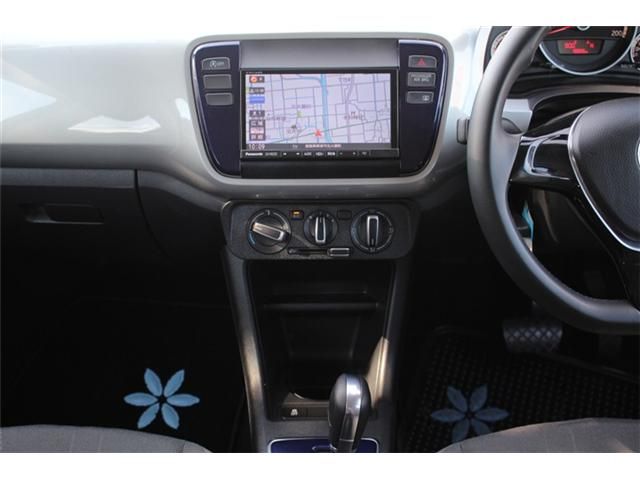 VolksWagen UP! 2016-10 1362411-7