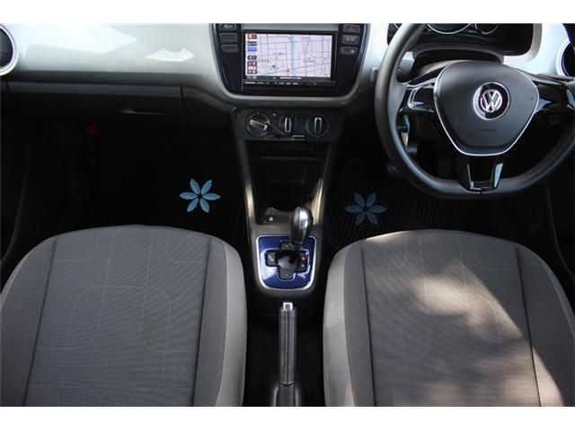 VolksWagen UP! 2016-10 1362411-8
