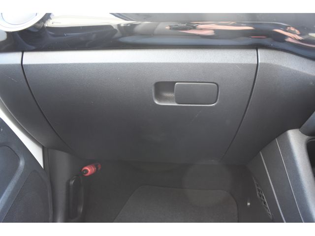 VolksWagen UP! 2013-10 2779753-22