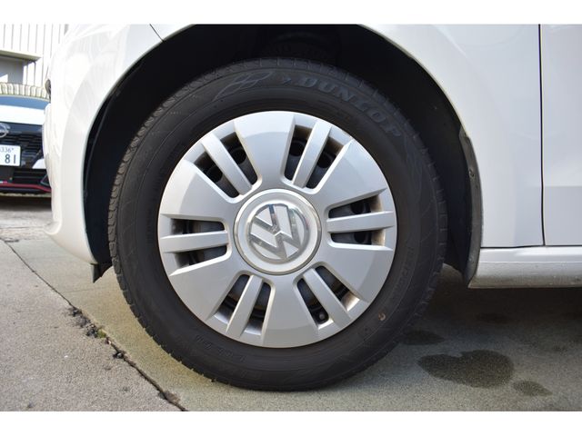 VolksWagen UP! 2013-10 2779753-25