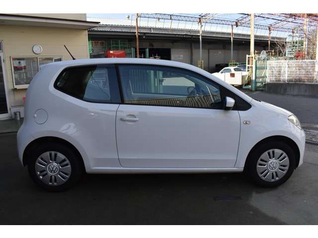 VolksWagen UP! 2013-10 2779753-6