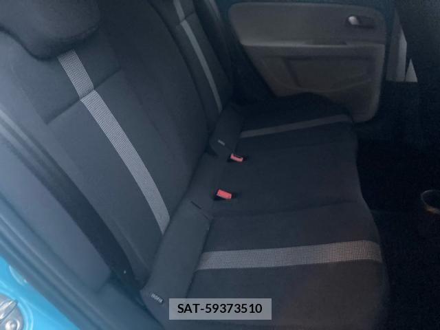 VolksWagen UP! 2017-05 6615740-11