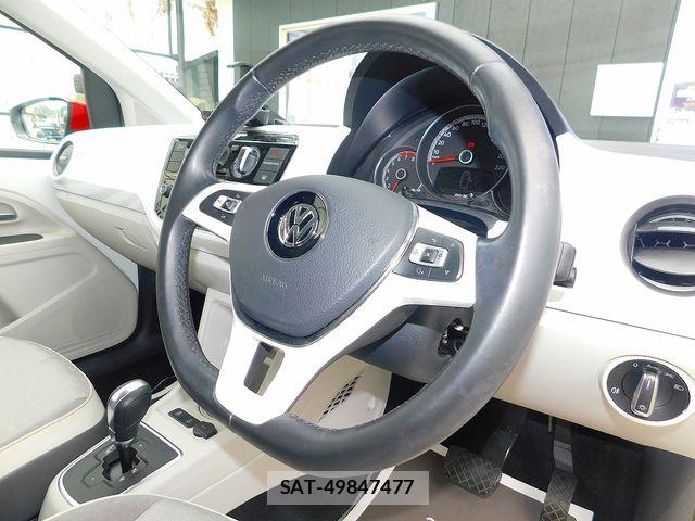 VolksWagen UP! 2017-06 6642881-23
