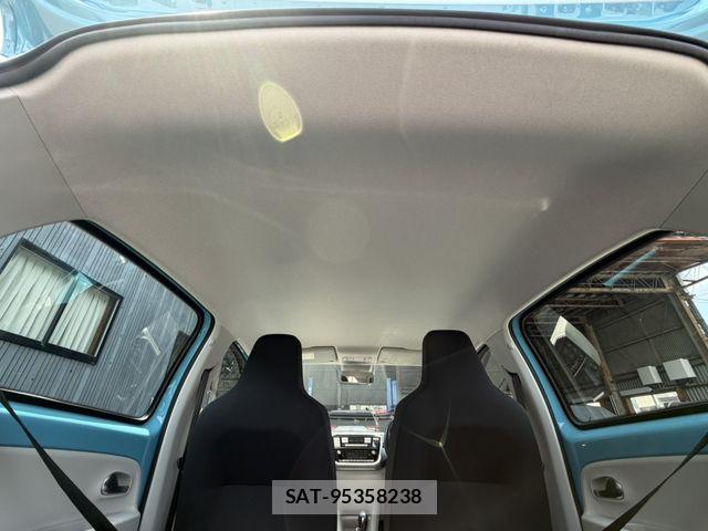VolksWagen UP! 2018-03 6753927-25
