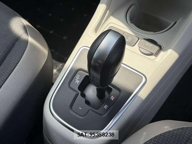 VolksWagen UP! 2018-03 6753927-8