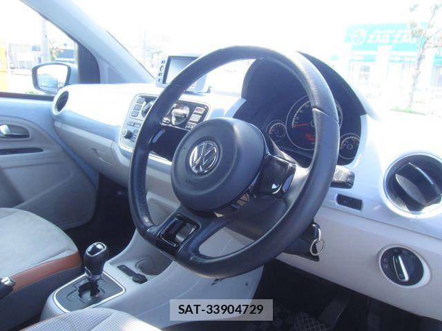 VolksWagen UP! 2013-01 6915448-9