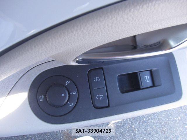 VolksWagen UP! 2013-01 6915448-17