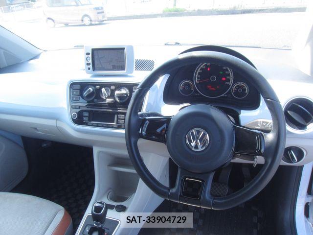 VolksWagen UP! 2013-01 6915448-8