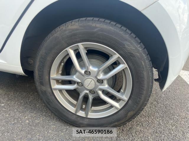 VolksWagen UP! 2013-10 6915453-9