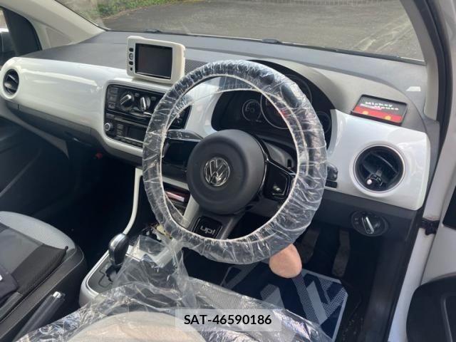 VolksWagen UP! 2013-10 6915453-17