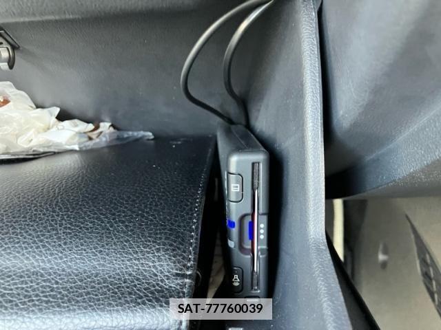 VolksWagen UP! 2019-03 6915446-15