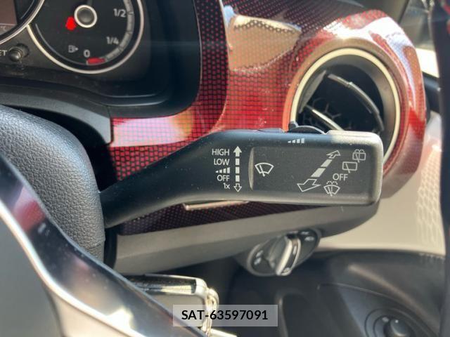 VolksWagen UP! 2020-02 6915442-22