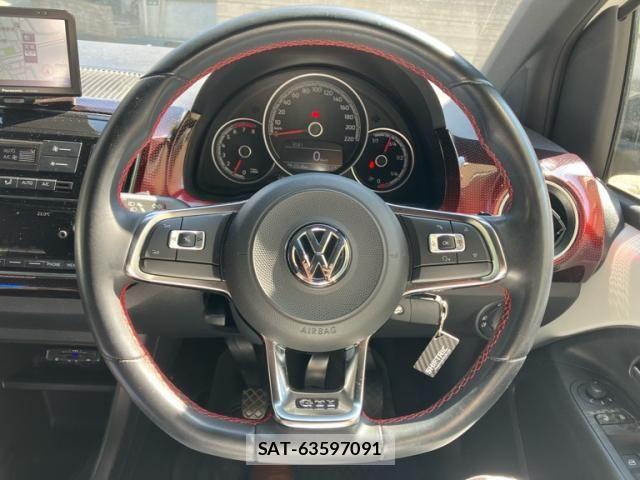VolksWagen UP! 2020-02 6915442-25