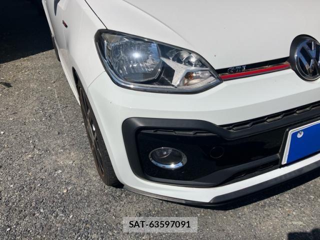 VolksWagen UP! 2020-02 6915442-2
