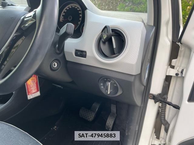 VolksWagen UP! 2019-09 6915444-19