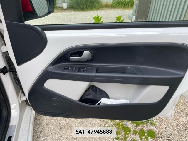 VolksWagen UP! 2019-09 6915444-20