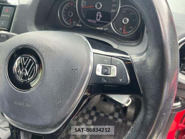 VolksWagen UP! 2017-08 7227193-9