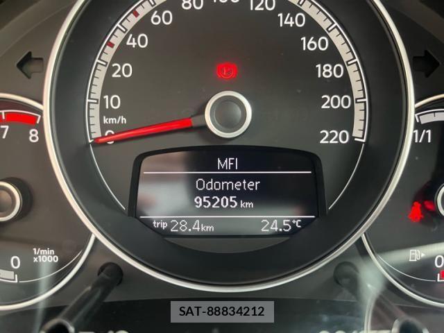 VolksWagen UP! 2017-08 7227193-15