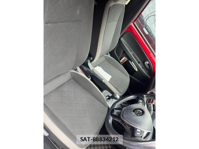 VolksWagen UP! 2017-08 7227193-6
