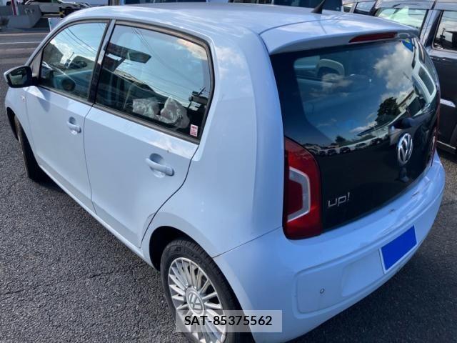 VolksWagen UP! 2013-02 7331240-3
