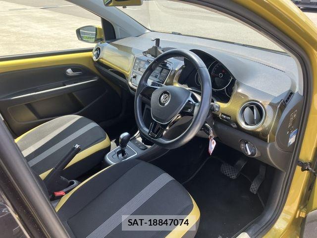 VolksWagen UP! 2018-03 7394876-1