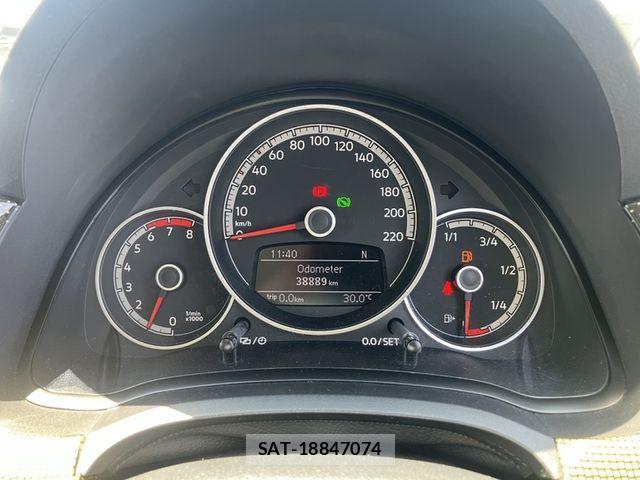 VolksWagen UP! 2018-03 7394876-6