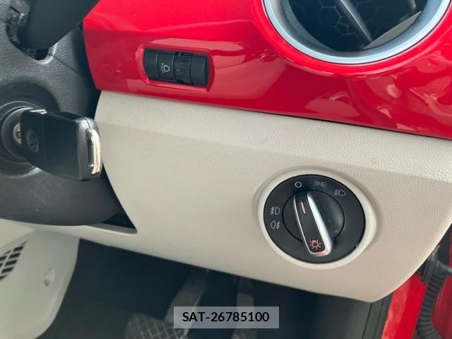 VolksWagen UP! 2013-04 7394877-17