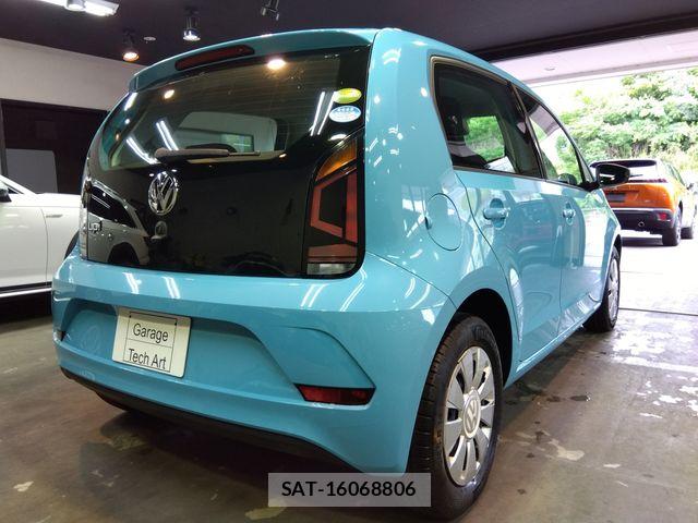 VolksWagen UP! 2019-06 7458871-7