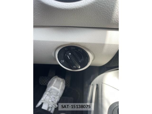 VolksWagen UP! 2014-04 7458872-10