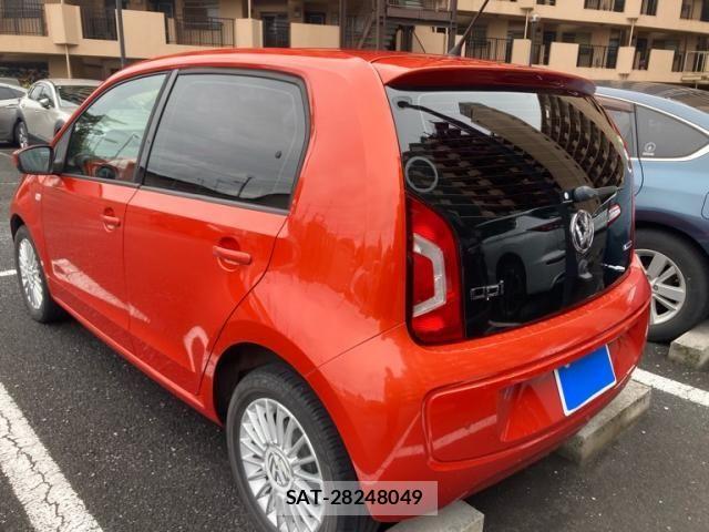 VolksWagen UP! 2016-03 7510469-9