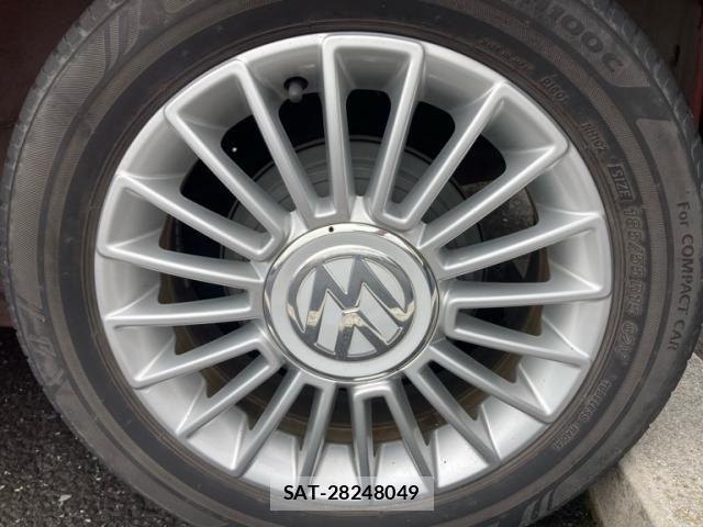 VolksWagen UP! 2016-03 7510469-11