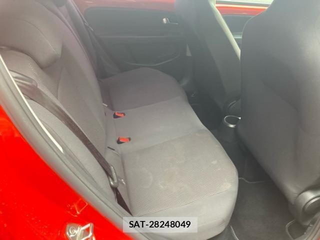 VolksWagen UP! 2016-03 7510469-13
